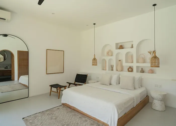 別荘 Luxury 3br Pool | Bingin